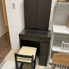 4面鏡ドレッサー