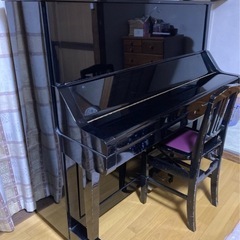 アップライトピアノの画像