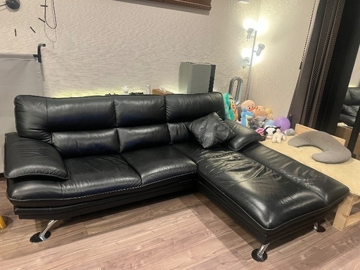 ニトリ　本革カウチソファー黒　3人掛け　左コーナー　ロゾ4(クッション2個付き)