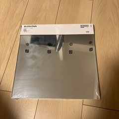 IKEA 貼る鏡　BLODLONN