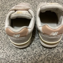 ニューバランス子ども靴 13.5センチの画像