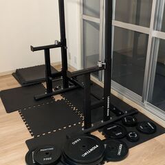 スクワットラック＋バーベル140kg＋マット＋セーフティバー付。...