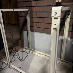エアコン　天井吊り下げラック　　