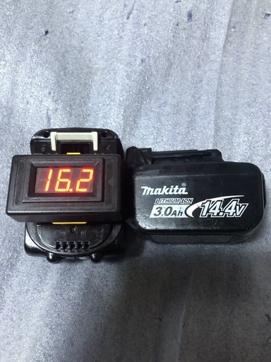 マキタ14v純正バッテリーBL1430B、美品　２個、残量表示有り