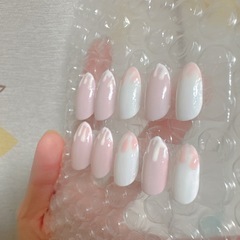 ピンクネイルの画像