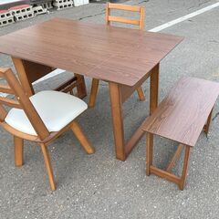 札幌市★NITORI / 伸長式ダイニング4点セット◆ DTロピア2 MBR 食卓テーブル 回転椅子 ニトリの画像