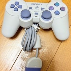プレイステーション1 コントローラー付きの画像