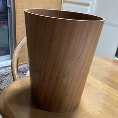 美品　　ゴミ箱