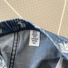 H&M ユニコーン　スキニーパンツ　8-9Yの画像