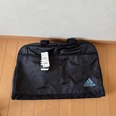 【新品未使用品】adidas　リュックサック　ボストンバッグ　タグ付きの画像