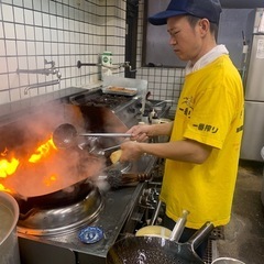 街中華のお店のホール&キッチンスタッフの画像