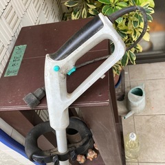 電気式芝刈り機　ナイロンコード延長コード付きの画像