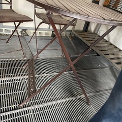 テブールの画像