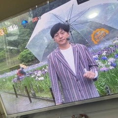 美品白フレーム液晶テレビ