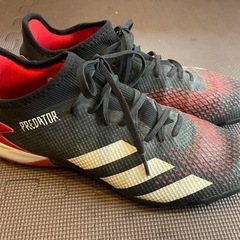 サッカー adidas トレシュー大人用27.5cm