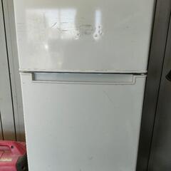 19年製ハイアールHaier冷蔵庫 AT-RF85B奥474mm...