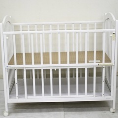 【お話中
】ベビーベッド