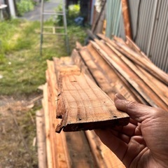 バラ板、焚き付けに最高！の画像