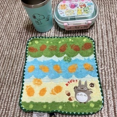 子供用お弁当箱、タンブラー、ミニハンカチ