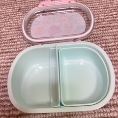 子供用お弁当箱、タンブラー、ミニハンカチの画像
