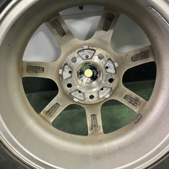 引き取り限定！TREFFER  175/80R15 90Q  スタッドレス　 の画像