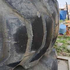 ショベル用タイヤホイール付四本セットの画像