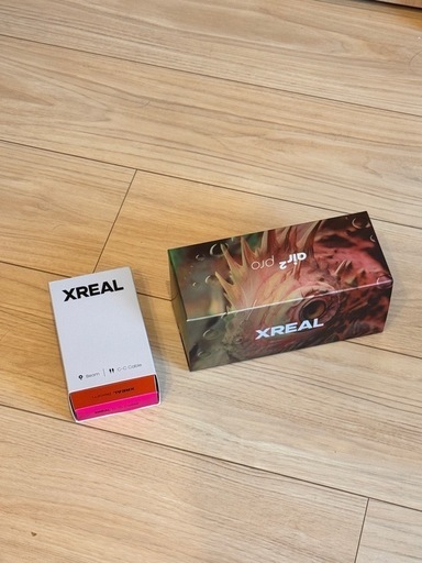 パソコン XREAL Air 2 Pro + XREAL Beam