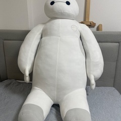 ディズニー 座り高さ75cm 大きめベイマックスぬいぐるみ