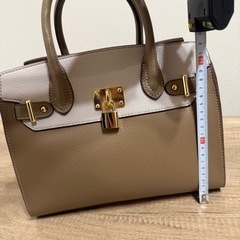 ハンドバッグの画像