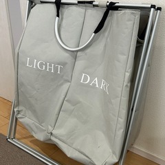 折り畳み式ランドリーバスケットの画像