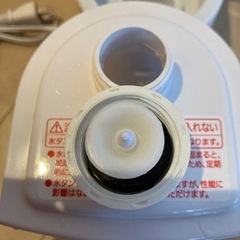 動作確認済み　一回使用のみ　アイリスオーヤマ　加湿器の画像