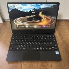 NEC VersaPro VH-4 i5-8200 SSD256GB メモリ8GB Windows11Pro ノートパソコン バッテリー容量90%以上    軽量917gの画像