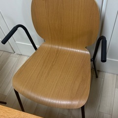無垢材ダイニングテーブル＆IKEAチェア4脚セットの画像