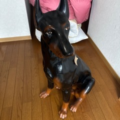 無料　犬の置物　玄関などにどうぞ