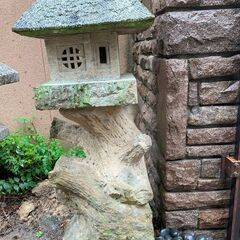 石灯籠2体　引取り限定