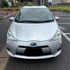トヨタ アクア 平成26年式 63,000km
