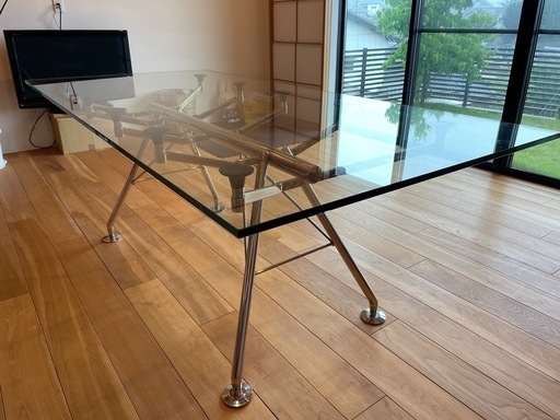 お取引中［取りに来てくれる方］ガラスのテーブル
