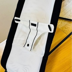 バウンサー　ベビービョルン　BabyBjorn 白黒　モノトーン