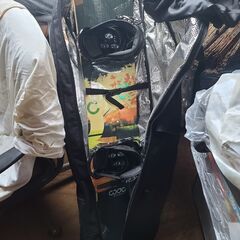 取りに来れる方のみ女性用スノーボード140ｃｍを差し上げます