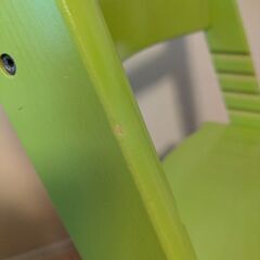 ストッケ椅子の画像