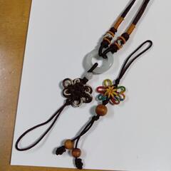紐付きチャーム2点セットの画像