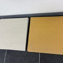ニトリ タイルカーペット 50cm x 50cm 黄色12枚 白12枚