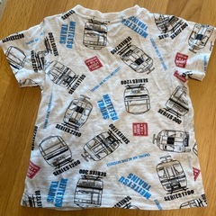 電車デザイン Tシャツとショートパンツセットの画像