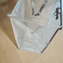 ニトリ　折りたためるランドリーバスケット