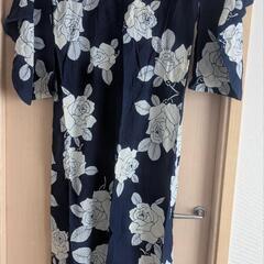 浴衣　薔薇　バラ　　藍　紺　シミ有り