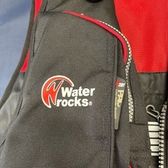 WATER ROCKS フィッシングベストの画像