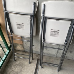 TOHMA ガラステーブル　と　ニトリチェア2脚　セットの画像