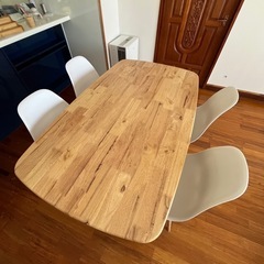 ダイニングテーブル　椅子4脚