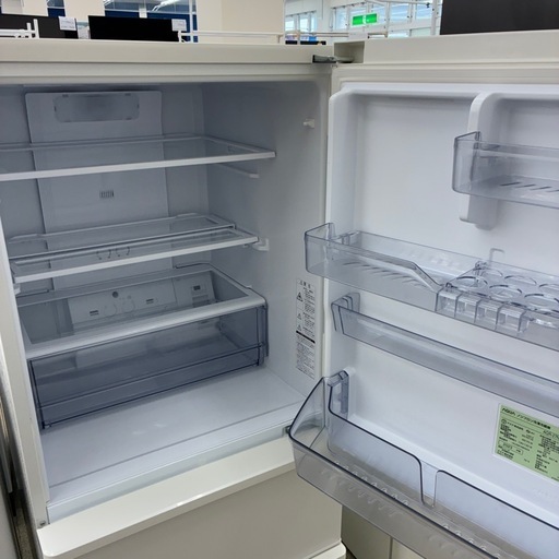 リユースのサカイ東金店　AQUA 冷蔵庫　23年製　272L ※水受け皿欠品、傷あり　TJ12602