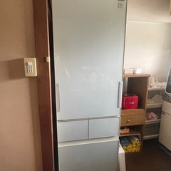 シャープ両開き冷蔵庫